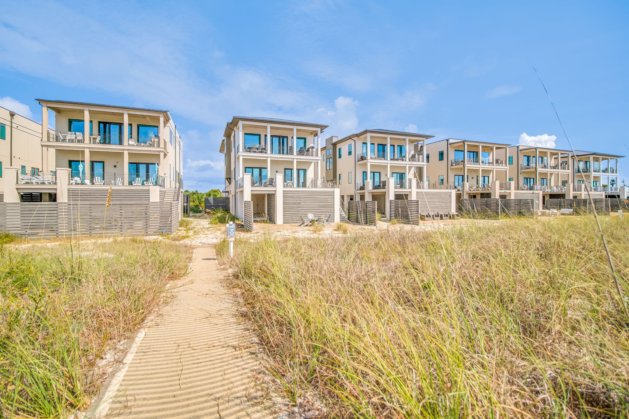 Viviana Perdido Key Back of Units